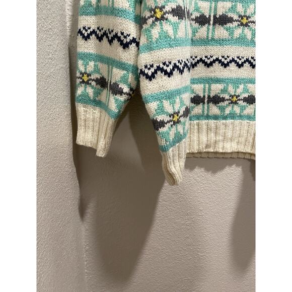 American Eagle Vintage Womens Sweater Size:M NWT!! - Picture 2 of 8